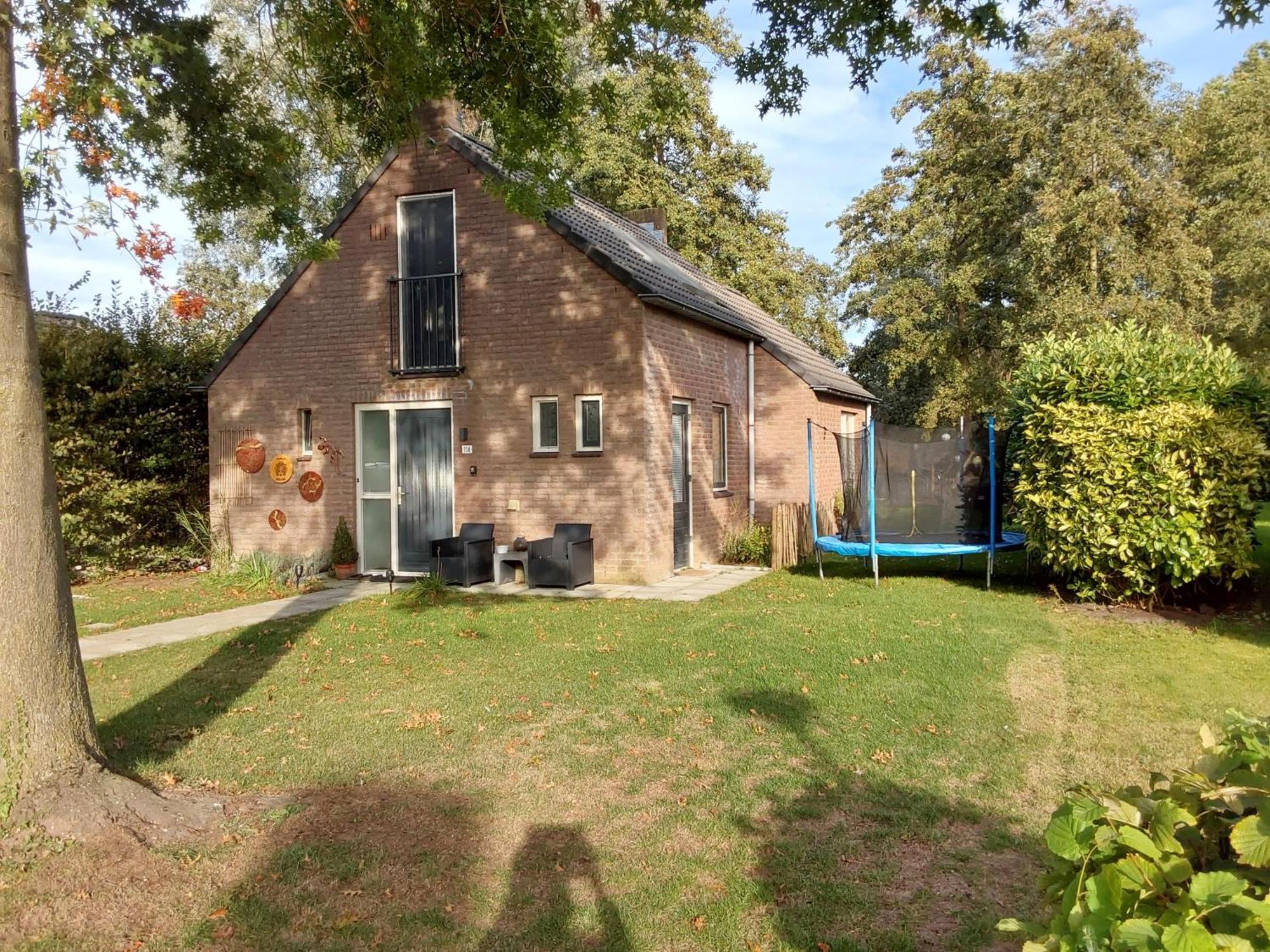Rumah Senang Wellness Met Hottub En Tuin Ewijk Экстерьер фото