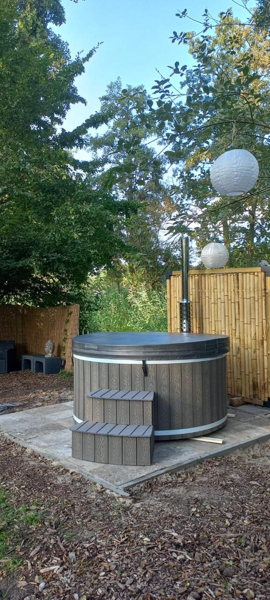 Rumah Senang Wellness Met Hottub En Tuin Ewijk Экстерьер фото